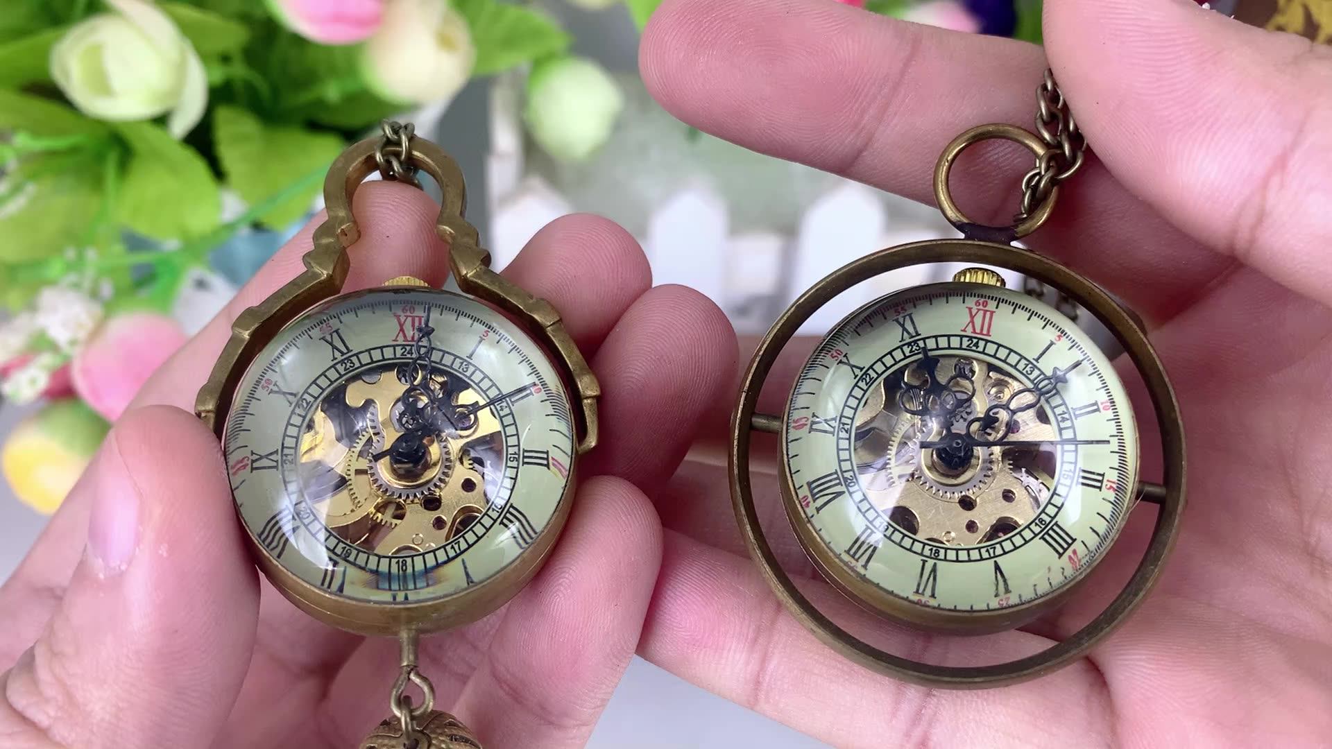 New Arrival Spinning Globe Gold Desk Clock Men Creative Gift for