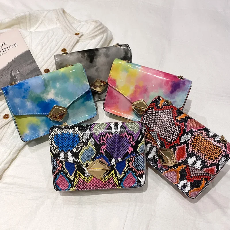 Cross-border Bag Women's 2021 New Fashion Rainbow Printed Small Square Bag Colorful Snake Pattern Chain Bag Simple Crossbody Bag