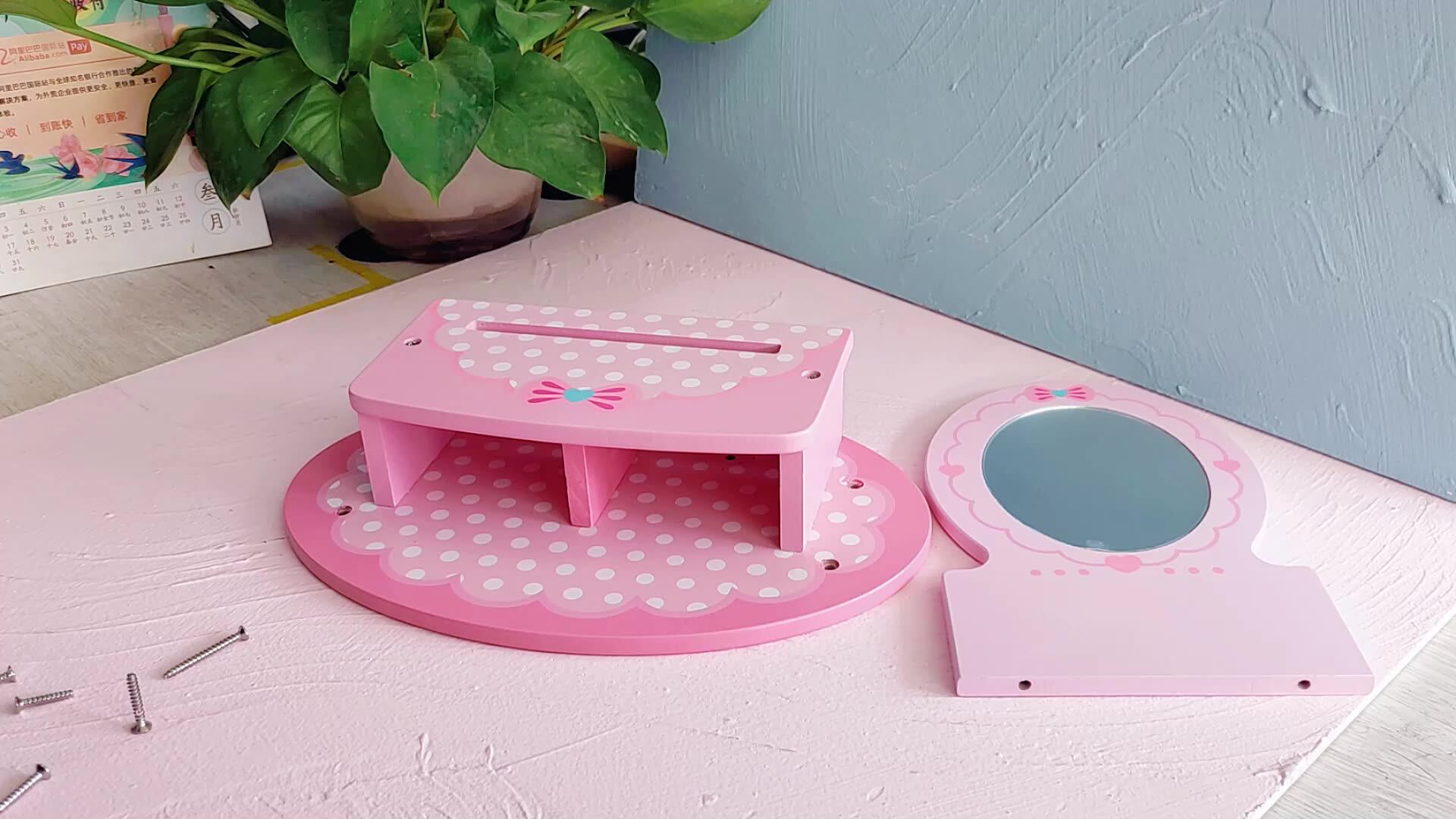 Fashion Princess Girls Makeup Set Wooden Dressing Table Toy Dresser