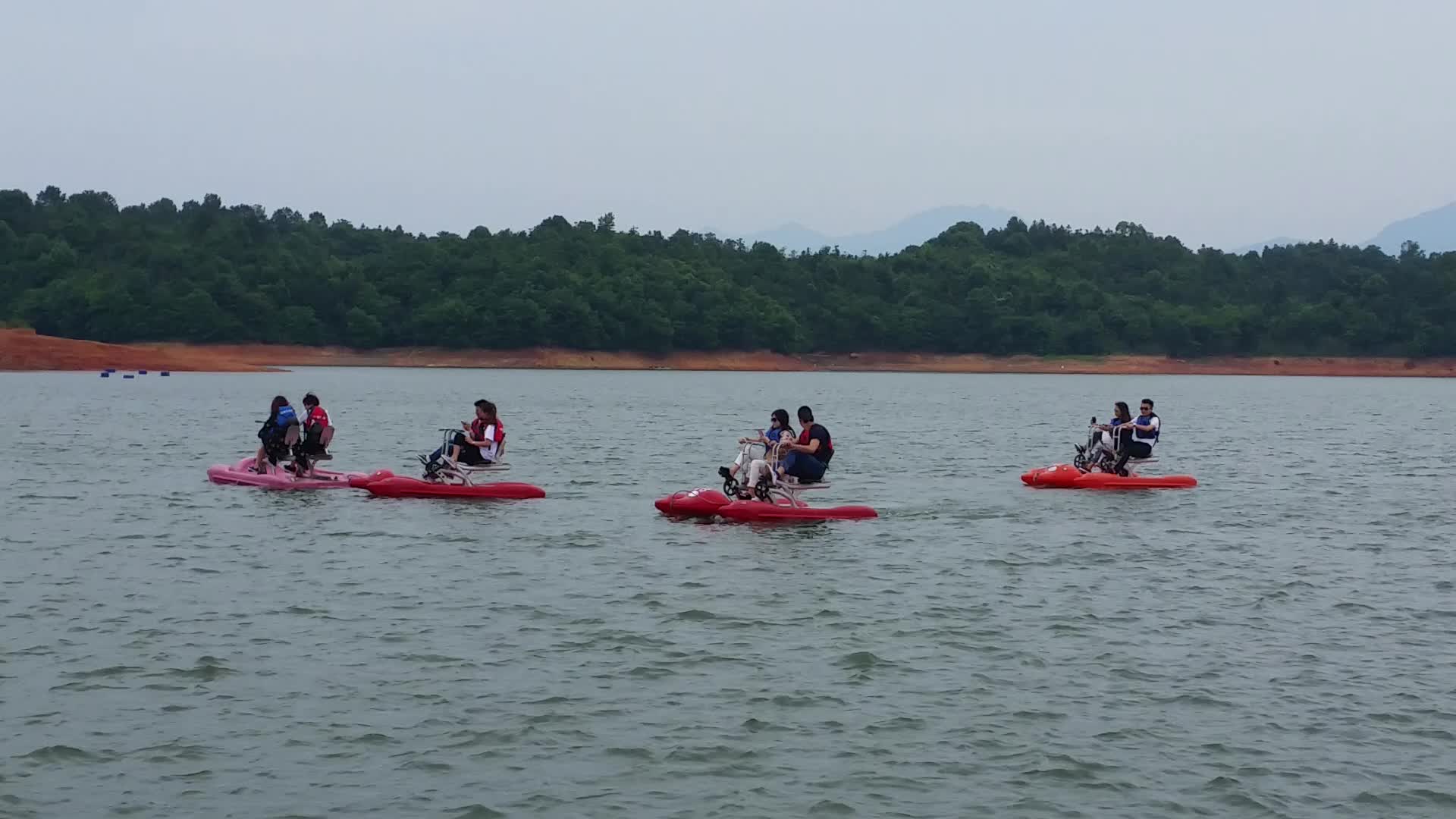 Good Price Adults Water Play Water Pedal Bike Pontoon Bicycle Floating