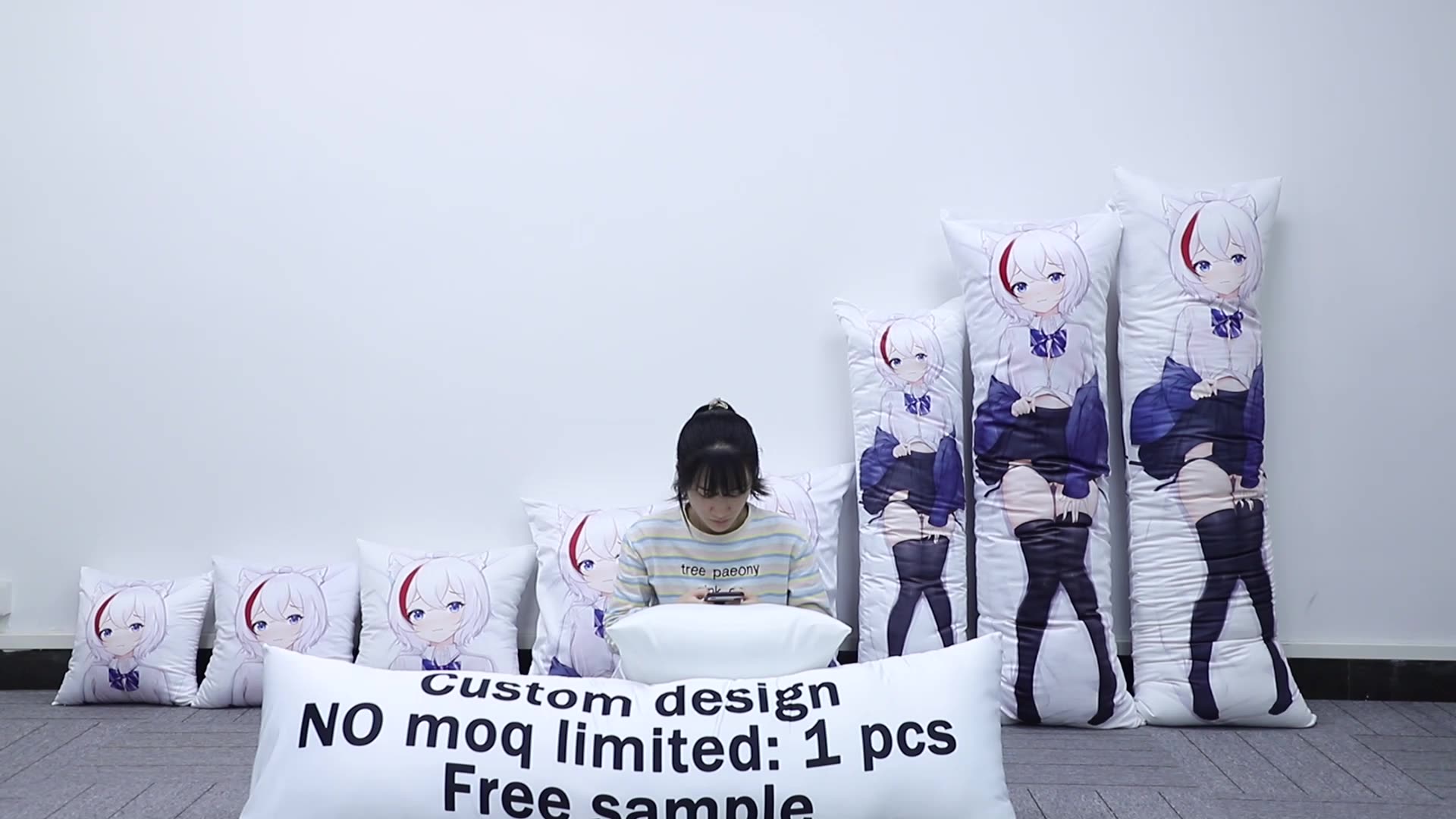 Wholesale Custom High Quality Japanese Anime Decorative Hugging Body