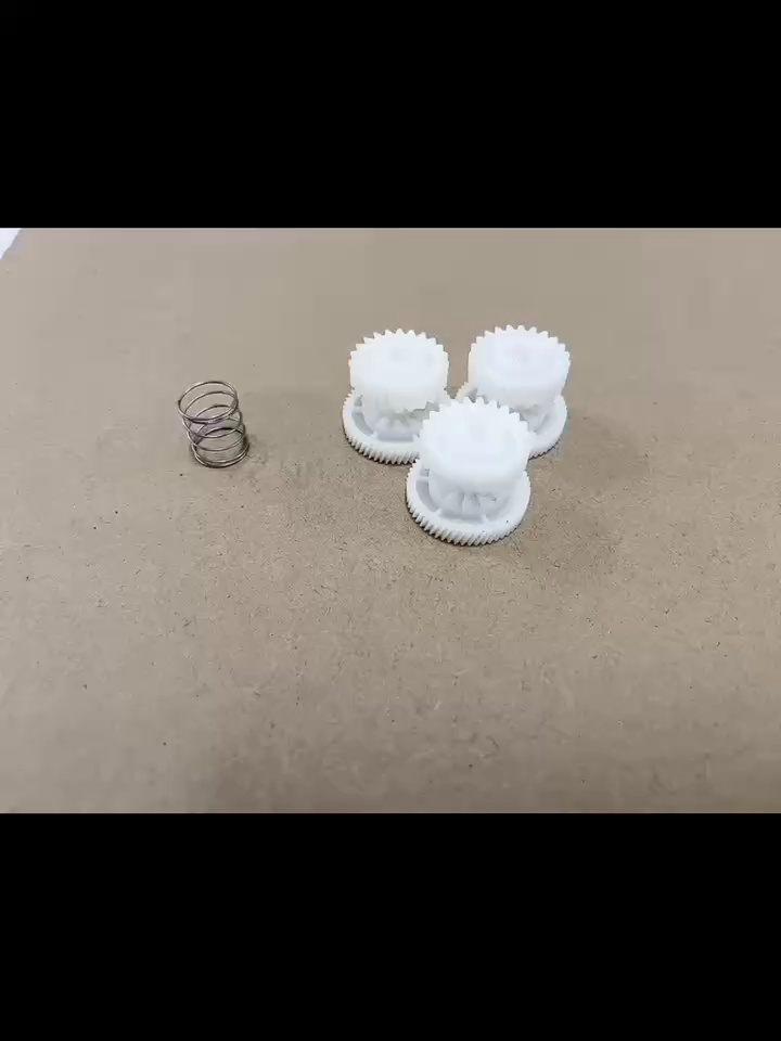 佳能够这个波齿轮发展，真能够治打印机卡纸的老毛病。