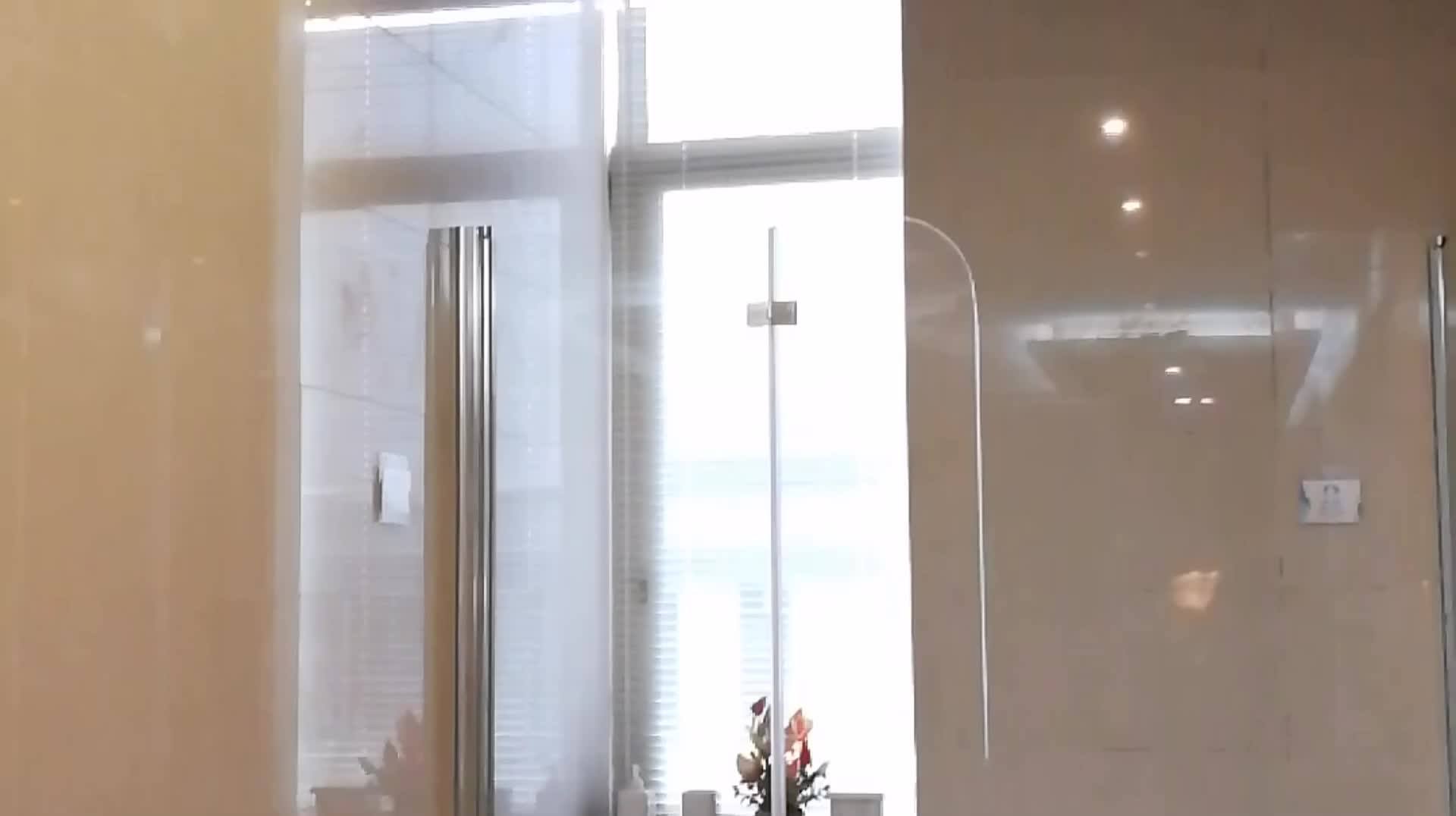 Pivot Hinge Glass Bathtub Dubai Shower Screen Jp104 Buy Bathtub