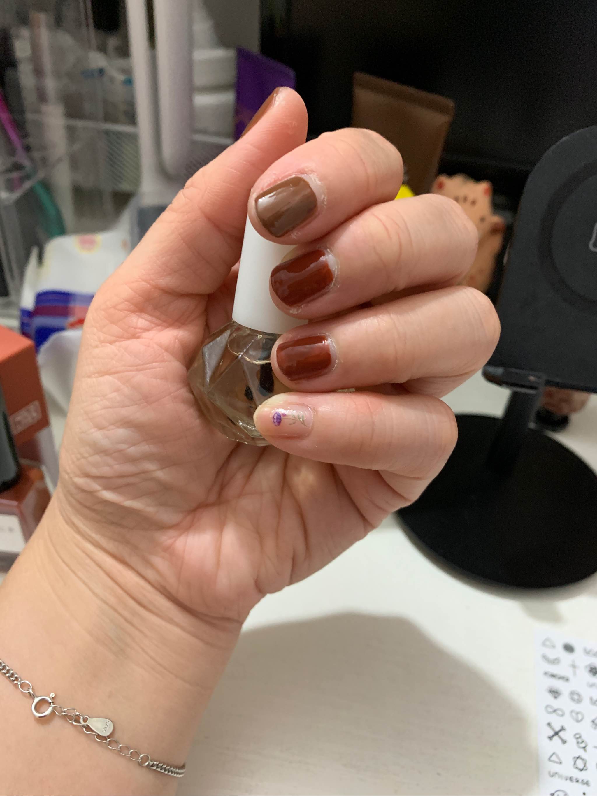 养护甲油滋养亮甲好不好用，是什么牌子,第6张