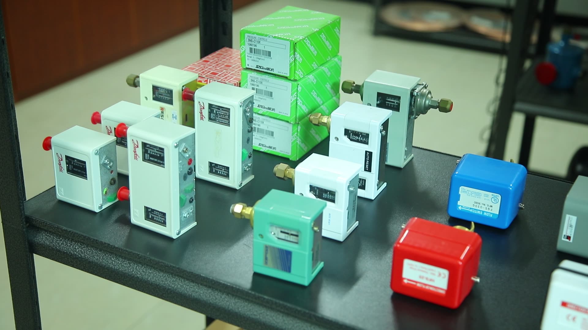 Saglnomlya Pressure Controller Manual Reset Differential Pressure