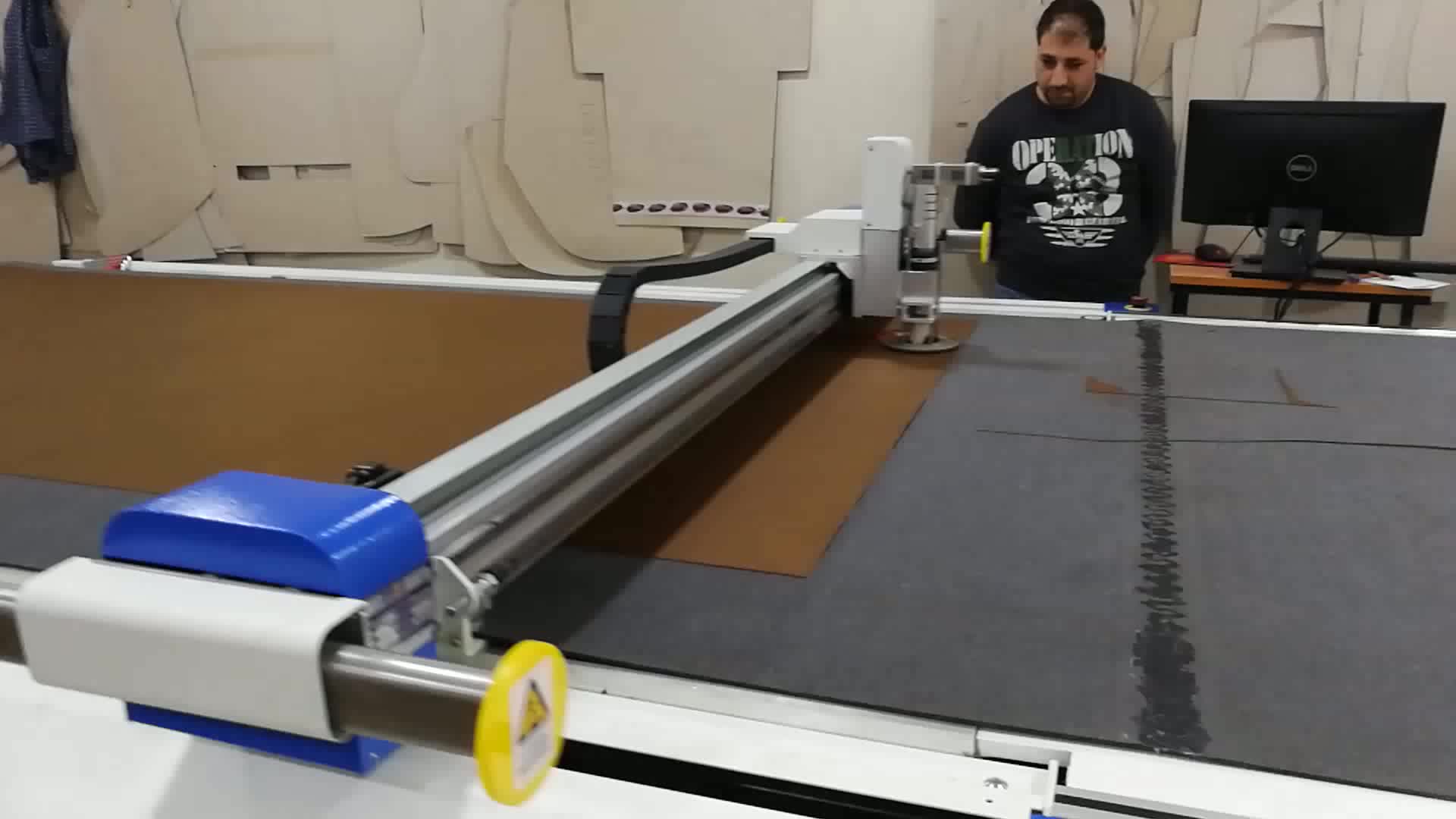 Automatic Tshirt Cutting Digital Cloth Fabric Cnc Knife Cutting Machine Buy T Shirt Cutting