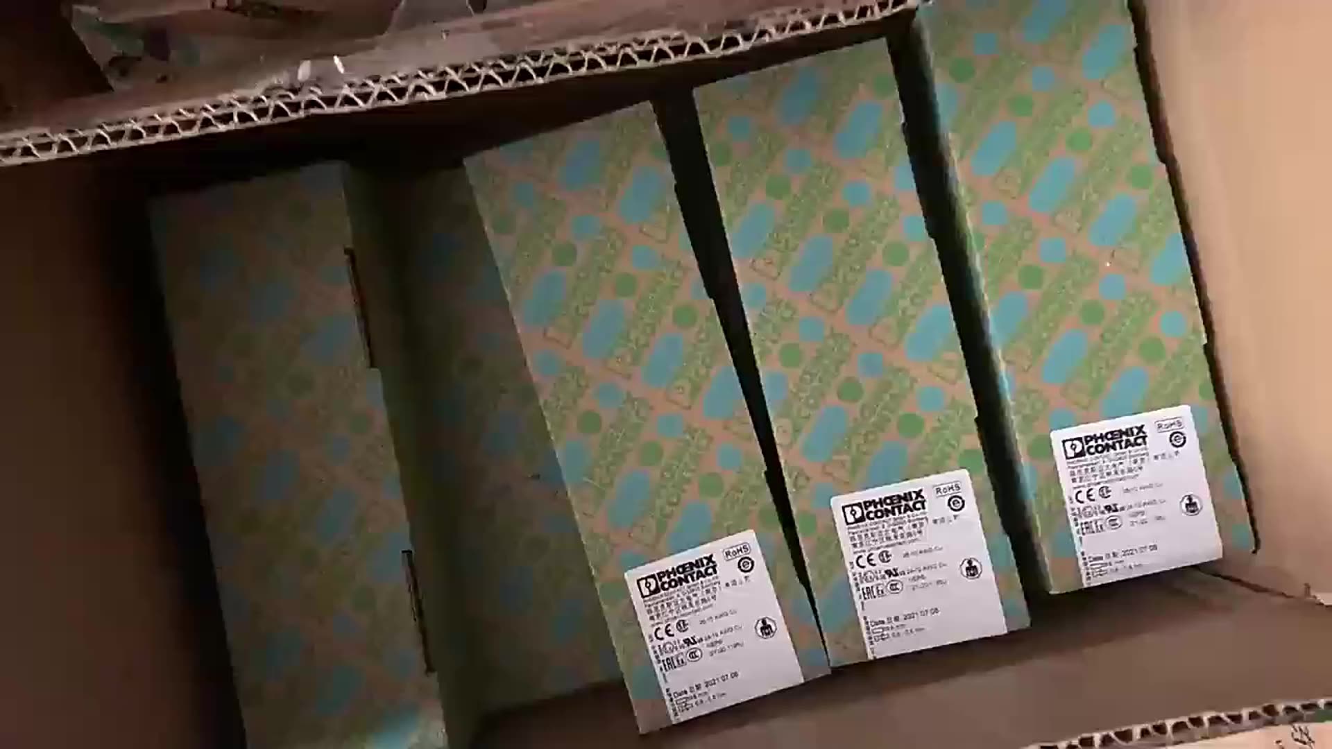 2702764 Gw Modbus Tcp/rtu 1e/1db9 Phoenix Contact Interface Converter