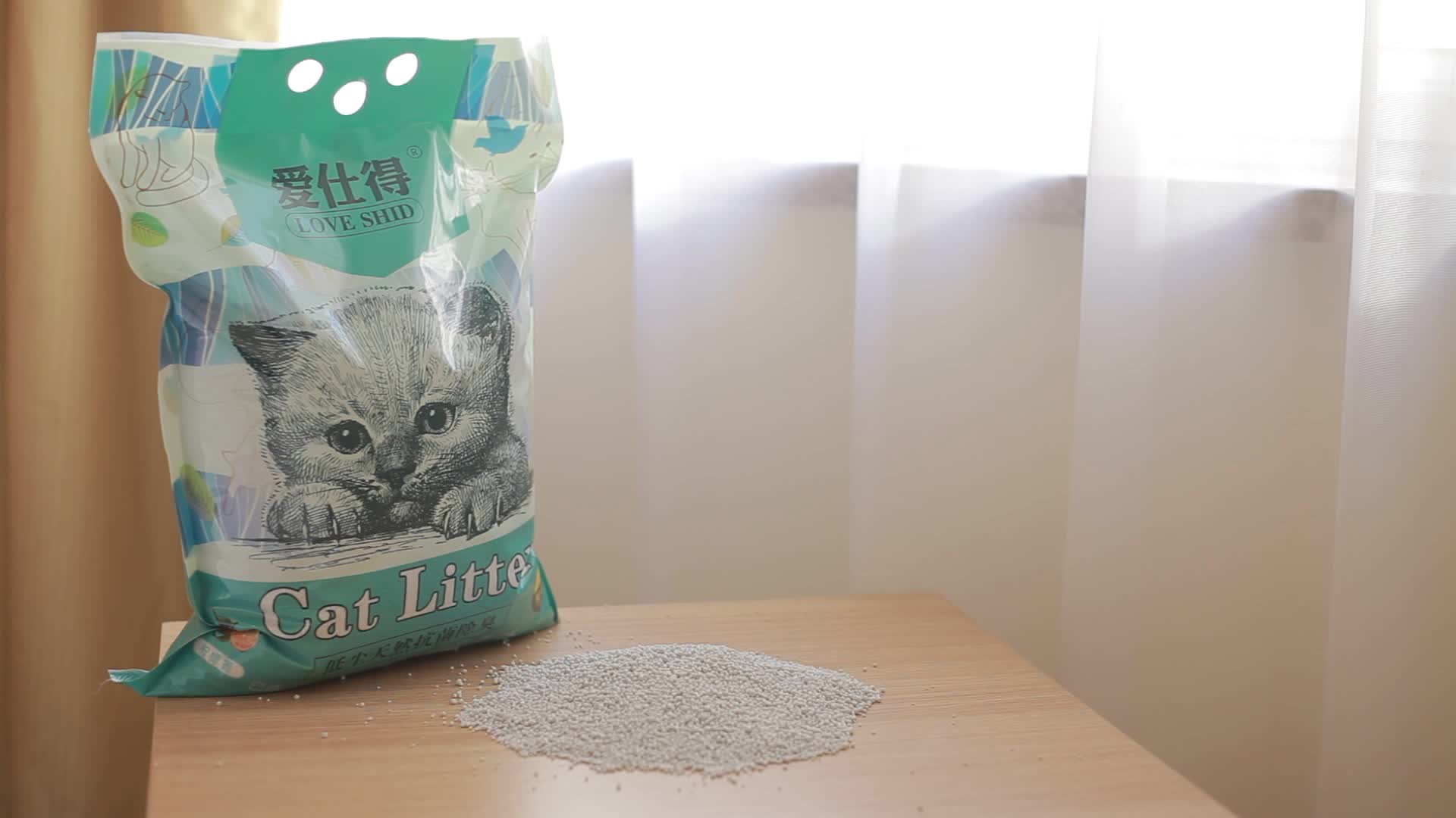 China Manufacturer Ecofriendly Cat Litter Bulk Buy Cat Litter Bulk,Cat Litter Bentonite,Kitty