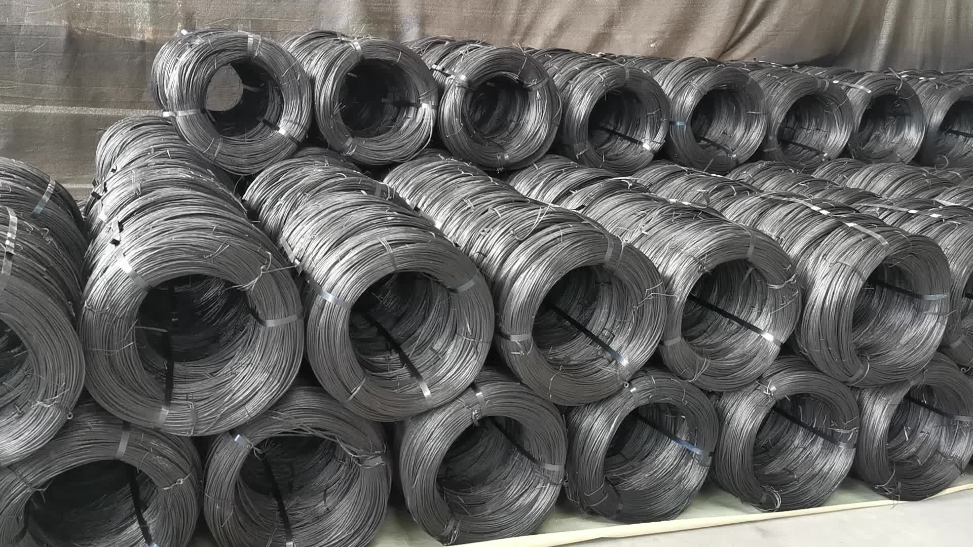 Проволока вр-2 ду5мм (в бухтах по 100м). Проволока канатная оцинкованная, диаметр 3 мм. Стальная труба проволоки. Проволока вр-1 4,8 мм. Проволока вр-1 4,8 мм.