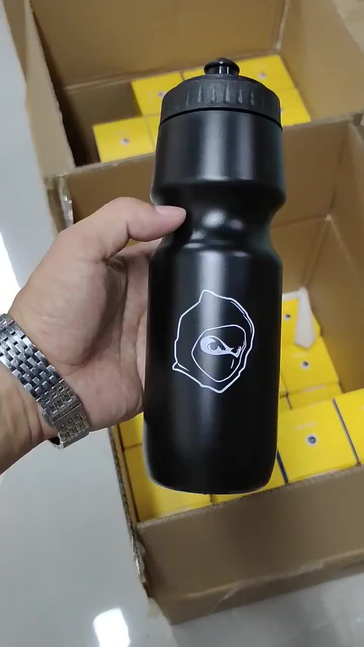 700ml Plastic Sports Squeeze Water Bottle Insulated Bicycle Water