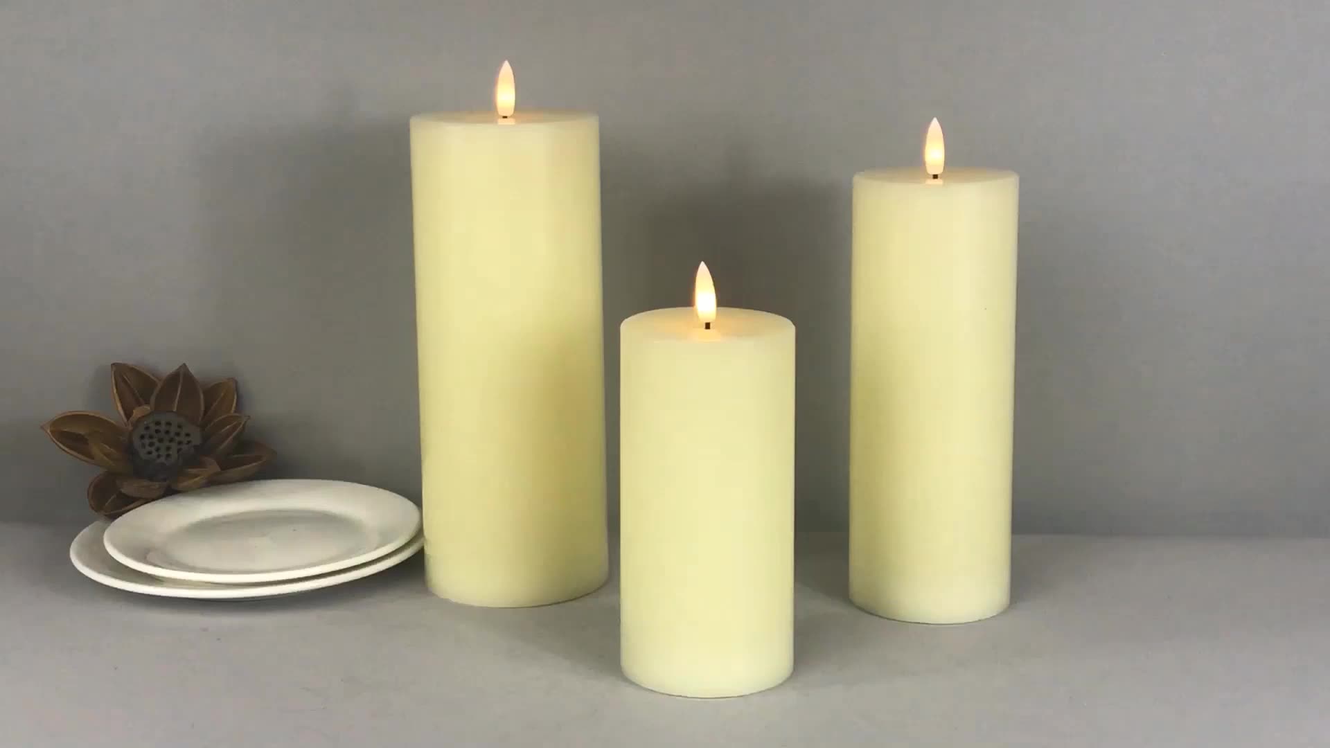 Real Wax Ivory New Design Flat Top Candle With Black Wick Flame For