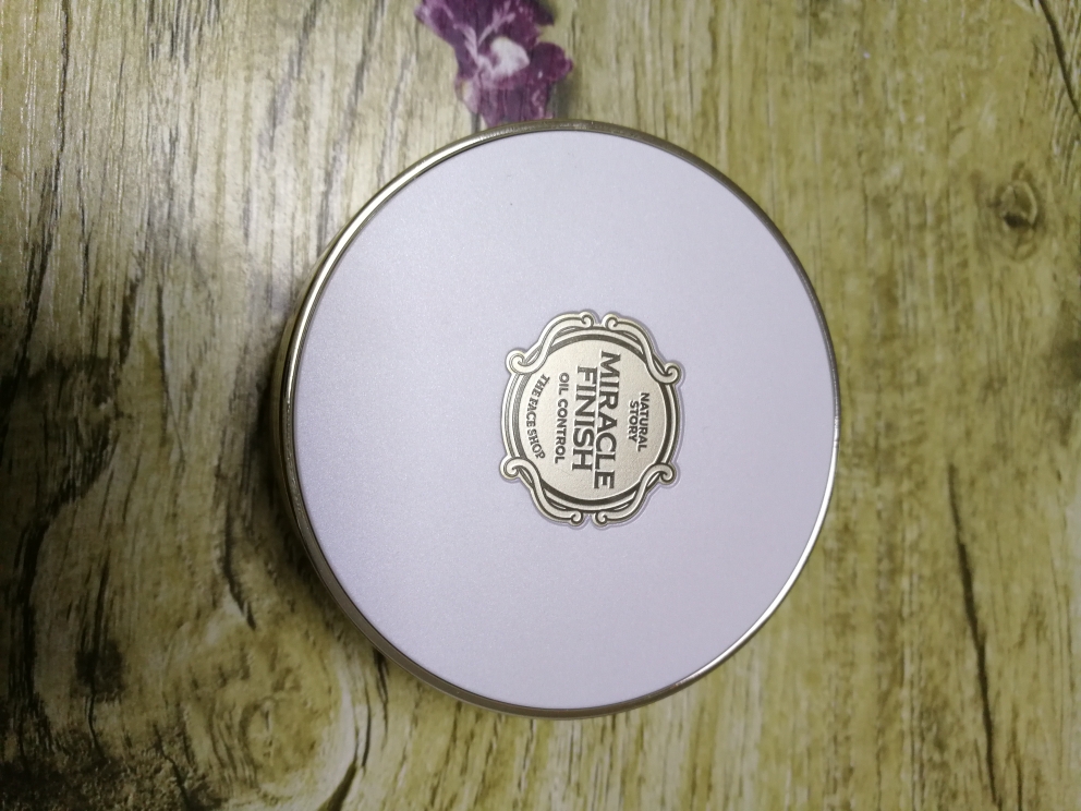 菲诗小铺白气垫怎么样，到底值不值得买,第2张