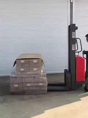 Semi-electric Stacker 2 tons automatic hydraulic lifting stacker small stacker 1 ton micro lift car charging stacking