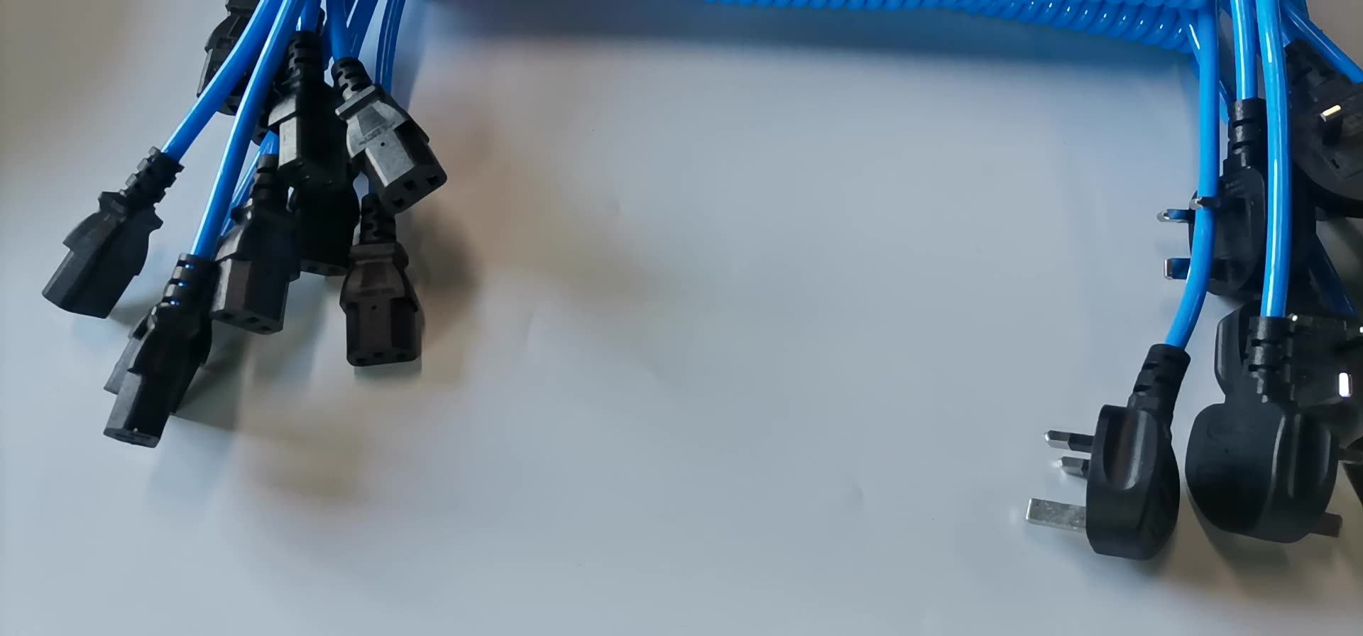 Iec C13 Uk Plug Light Blue Electrical Spiral Cables Retractable Power