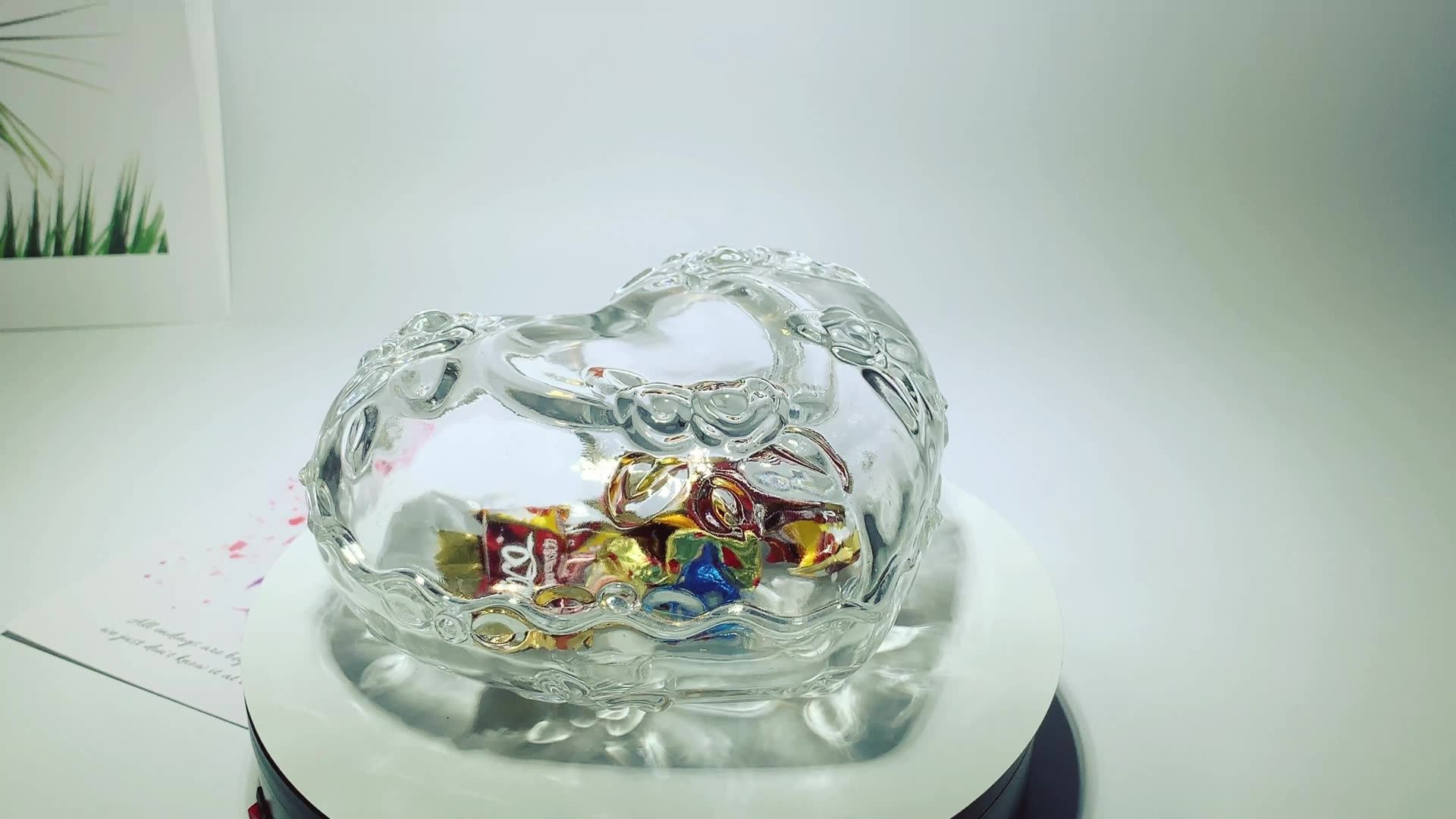 Antique Heart Personalized Candy Glass Jar And Screw Lid For Wedding