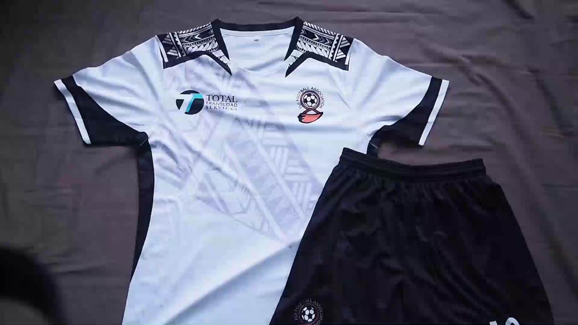 Wholesale Team Club Custom Football Wear Set Embroidery Soccer Kit