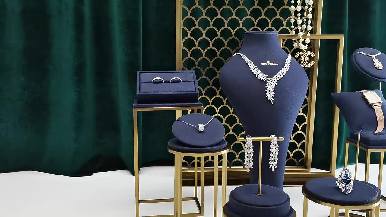 Zoni Wholesale Luxury High End Metal Stand Necklace Display Necklace