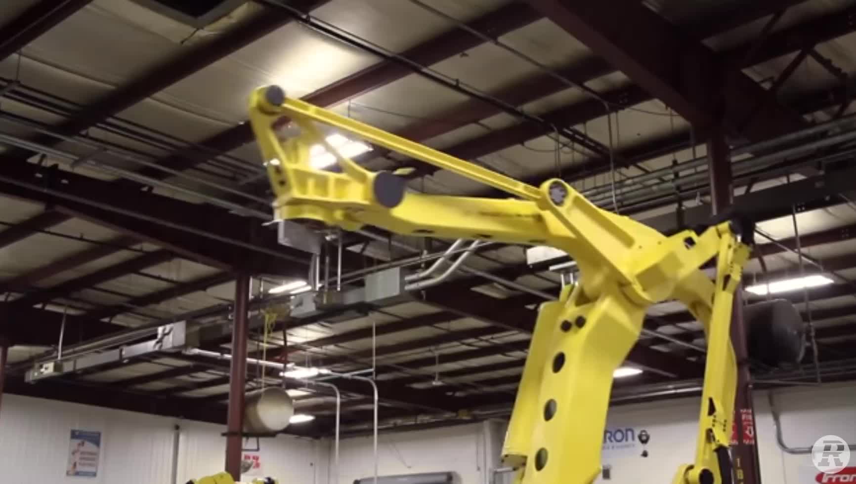 FANUC M410iC/500 Palletizing Robot Arm 4 Axis Drive by AC Servo Motor