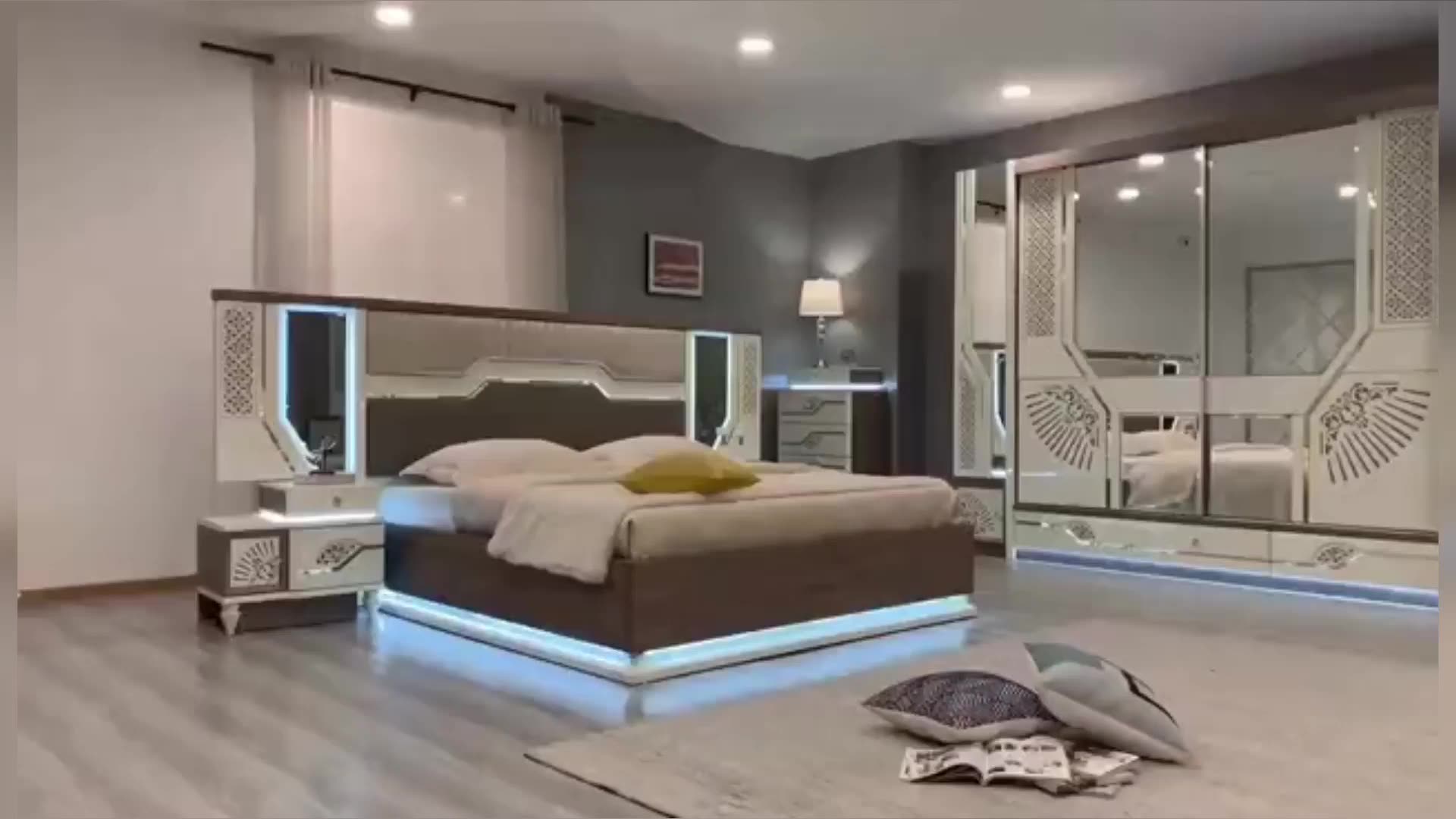 Customized Turkish Style Painted Luxury 6 Piece King Bedroom Set