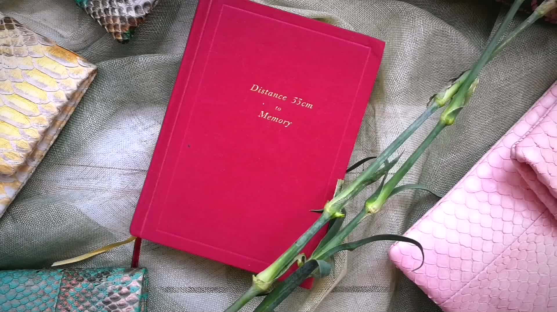 救命！这蛇皮包居然不是真的蛇皮？巴厘岛拼皮信封包美到窒息🐍✨_手拿包_淘宝服装网