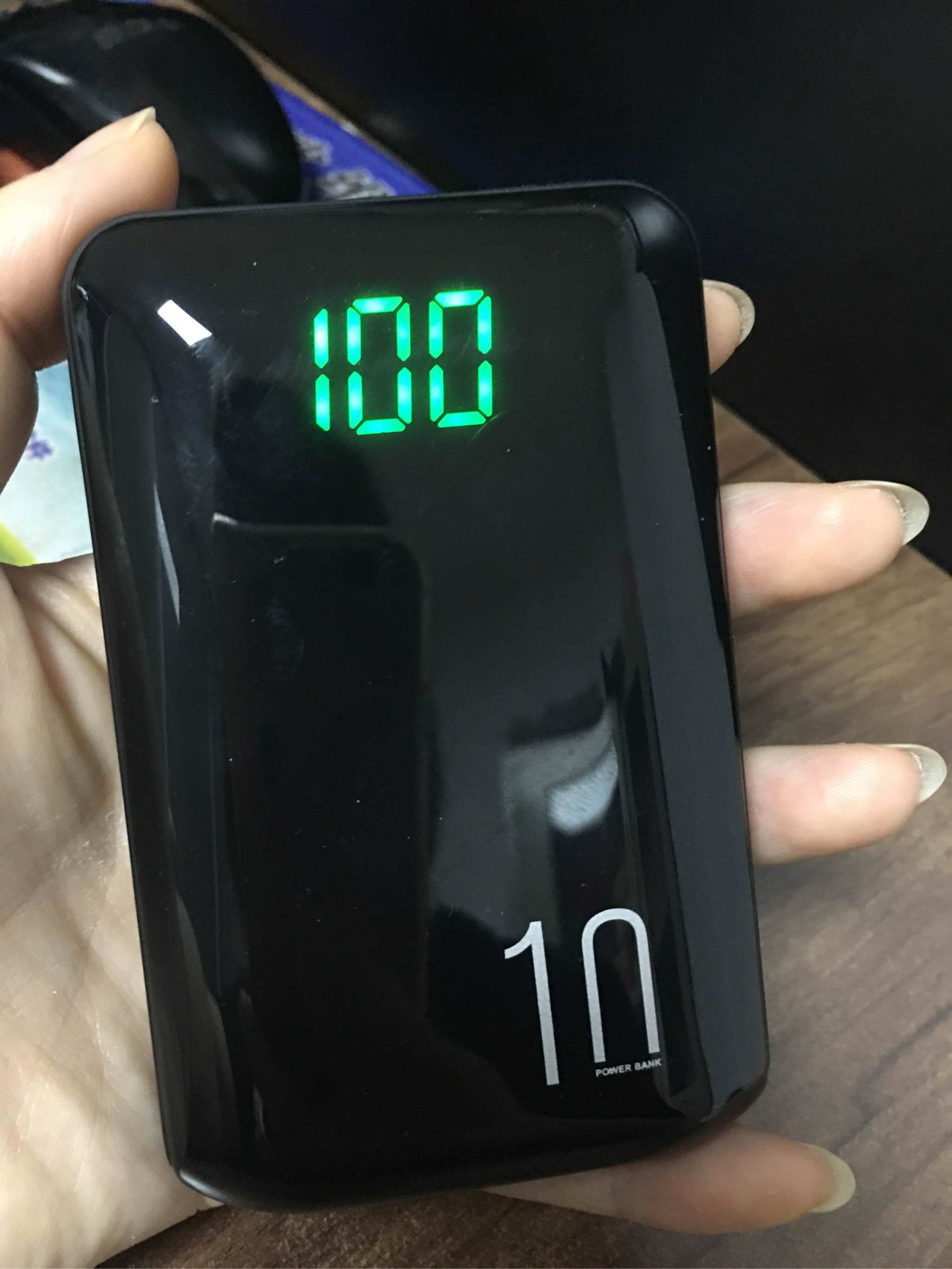 迷你便携充电宝10000毫安怎么样，到底值不值得买_搜券