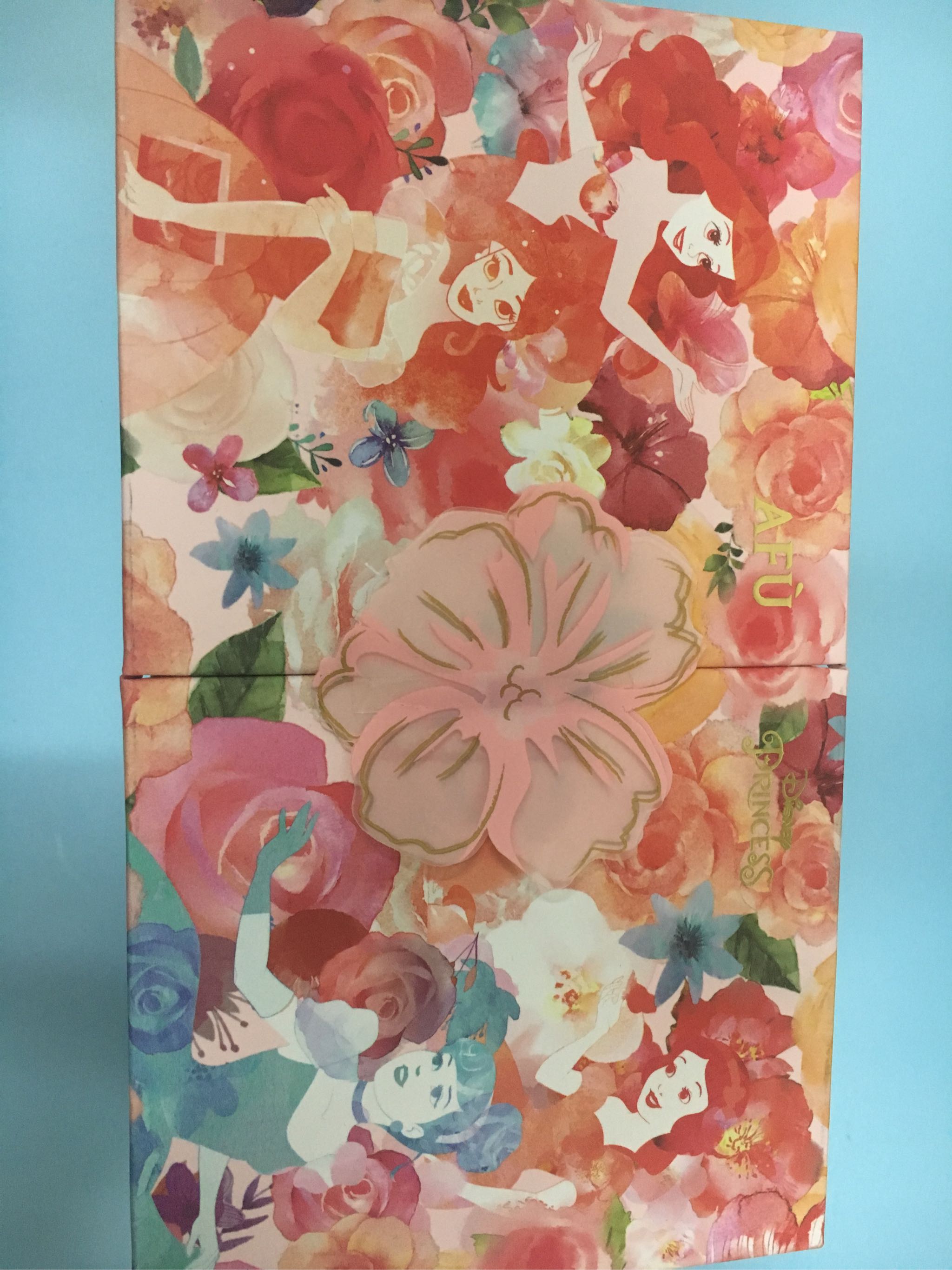 阿芙迪斯尼合作款口红套装试色,有五种色号_in榜 阿芙迪斯尼合作款口红套装试色,有五种色号