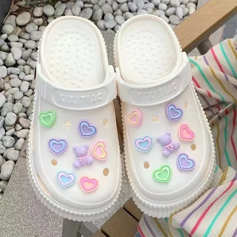 Туфли Croc с толстой подошвой для женщин милый мультяшный стиль Баотоу сандалии для девочек, чтобы наступать на какашку, тапочки с ощущением