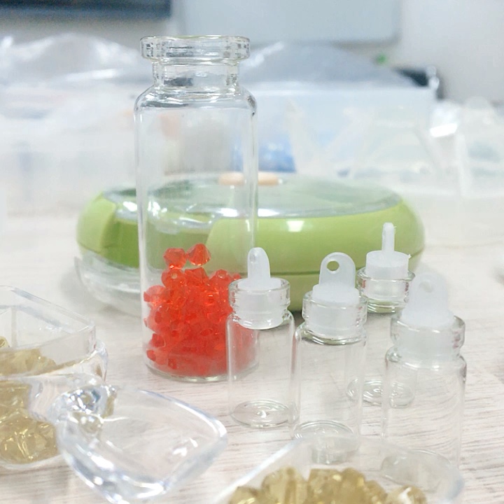 Wholesale 20 X 50mm Glass Bottle Jars Small Glass Jewelry Box