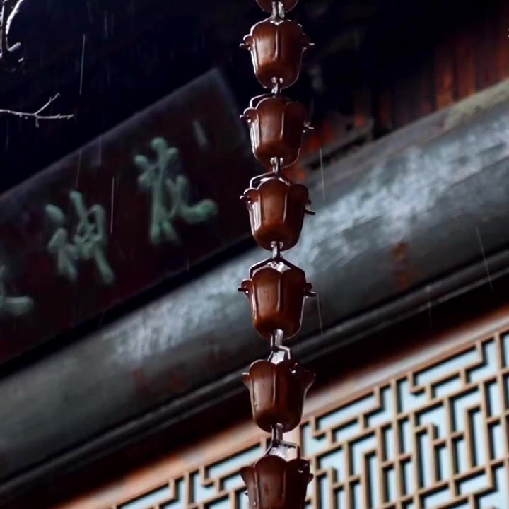 Japanese Style Copper Rain Chain For Gutter Instead Of Down Spot As