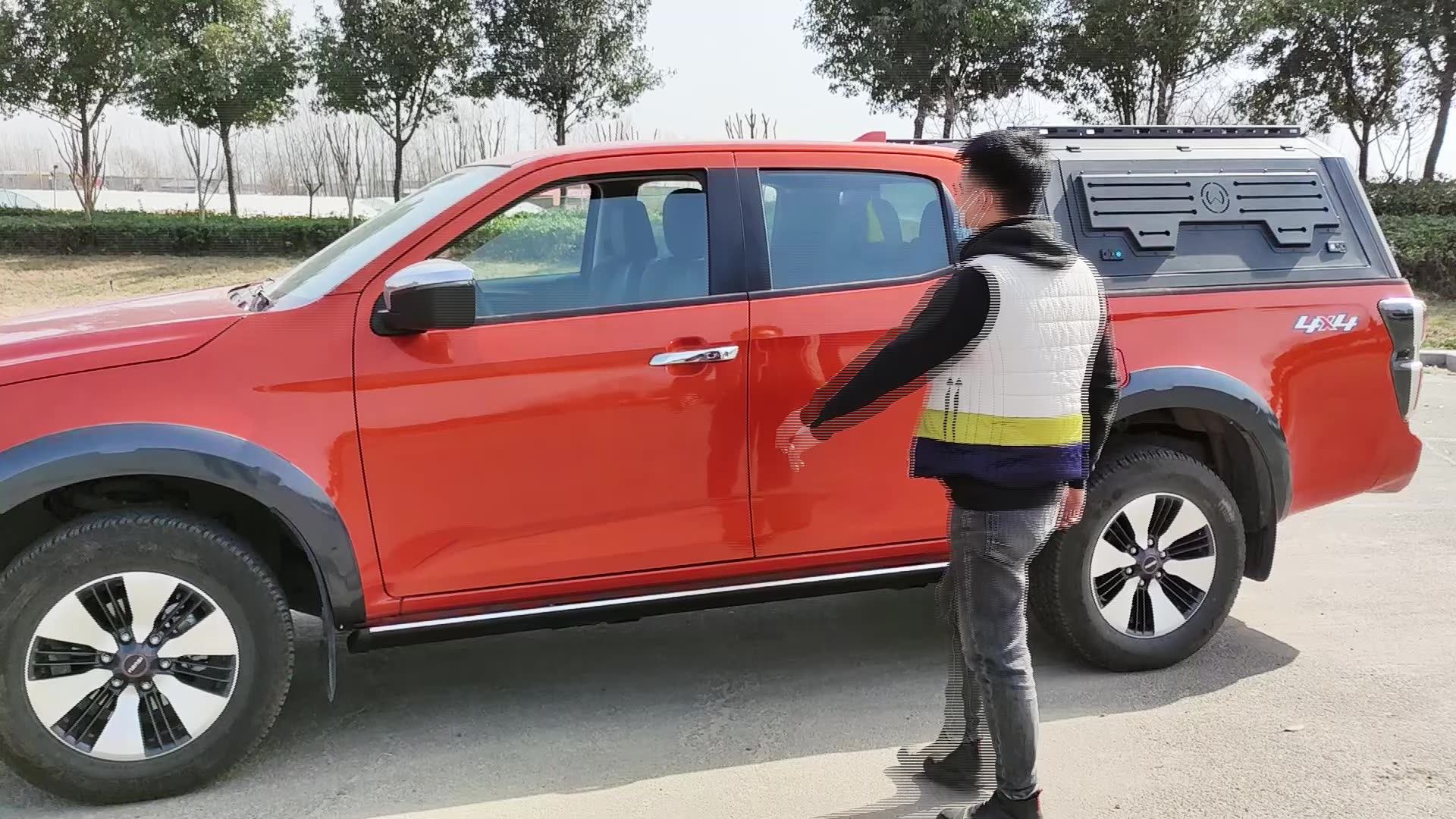 Custom 4x4 Waterproof Truck Camper Hilux Canopy Pickup Hardtop Canopy Topper For Hilux Ford