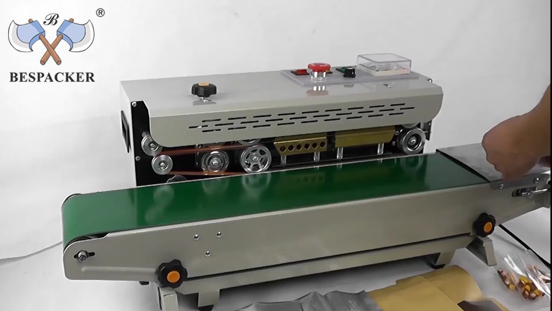 Fr900 Automatic Horizontal Plastic Film Bags Heat Sealing Machine