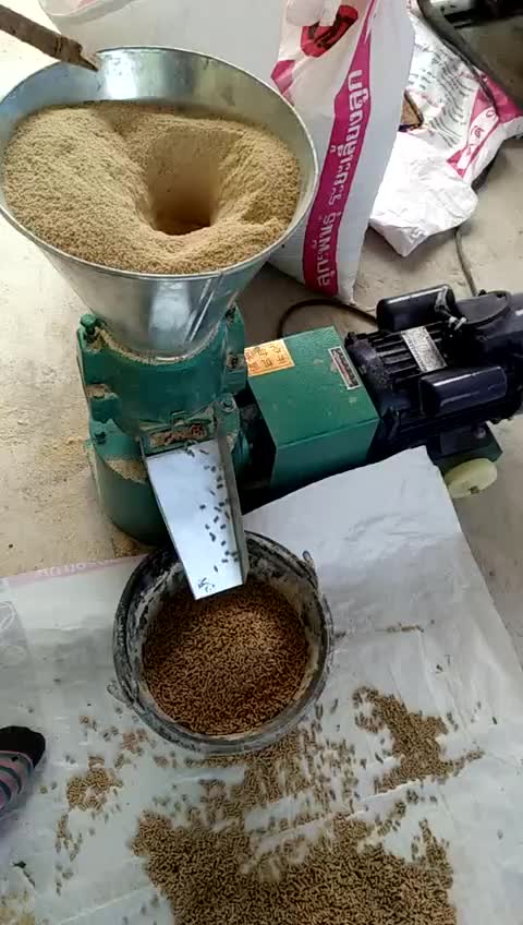 used-wood-pellet-making-machine-kenya-hj-n150d-buy-wood-pellet-making