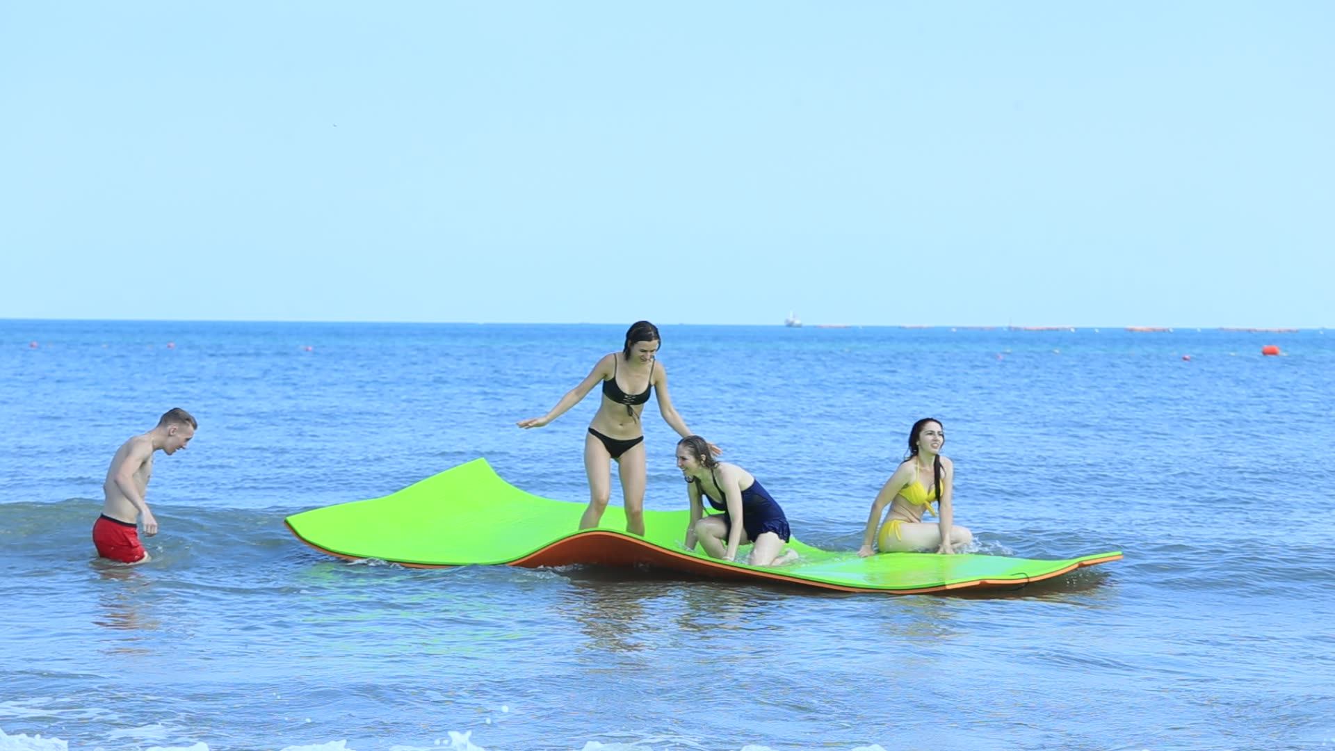 Xpe Foam Floating Water Swimming Pads For Water Recreation In Lake,Sea And Beach Buy Water