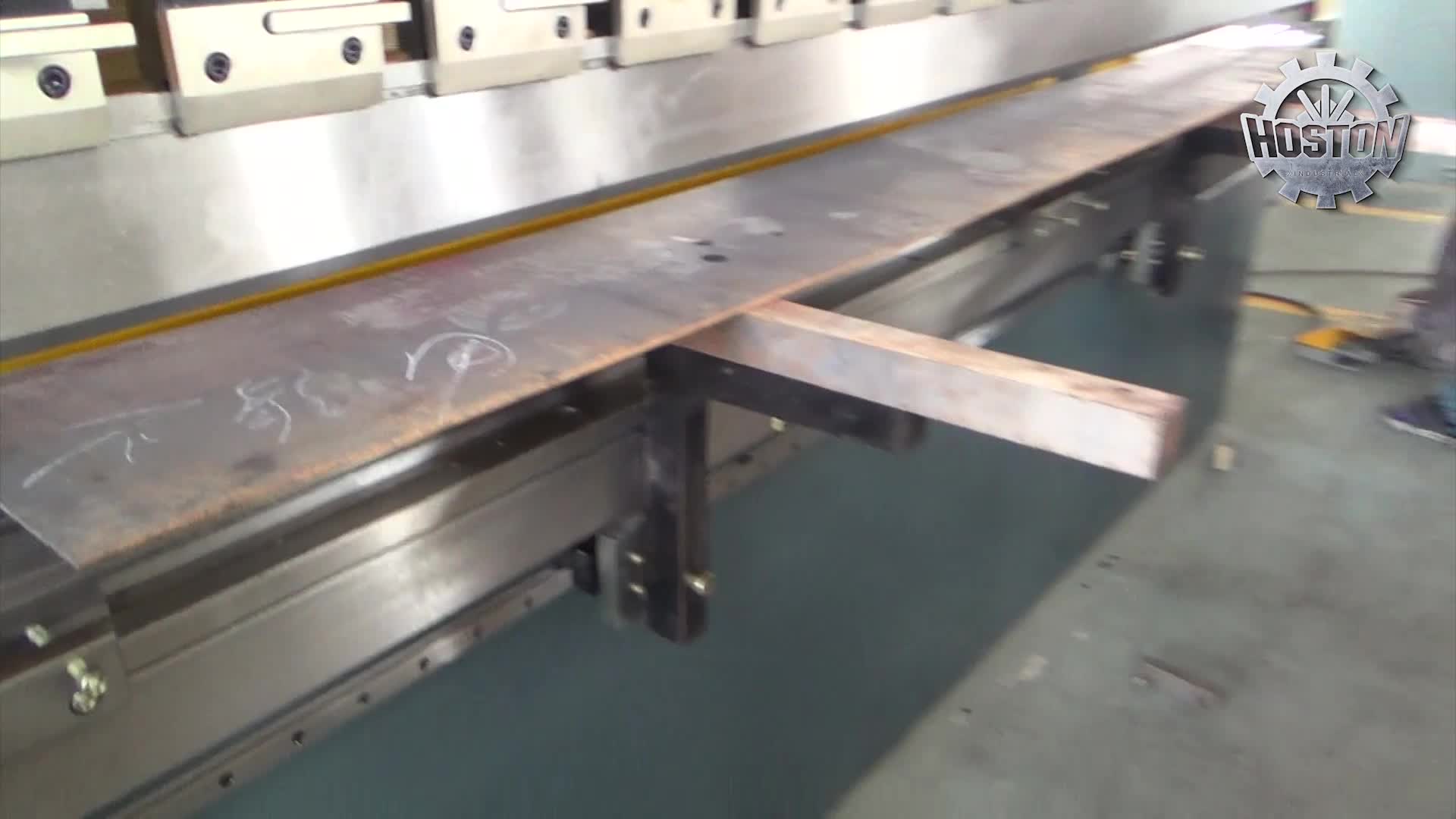 Double Oil Cylinder Applied Hydraulic Press Brake Sheet Metal Folding