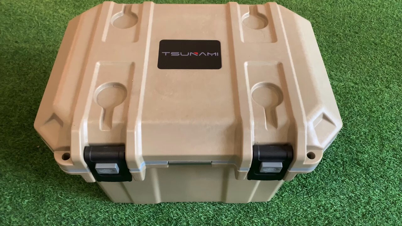 Oem Logo 50l Camping Cooler Smallice Chest With Speaker With Higned