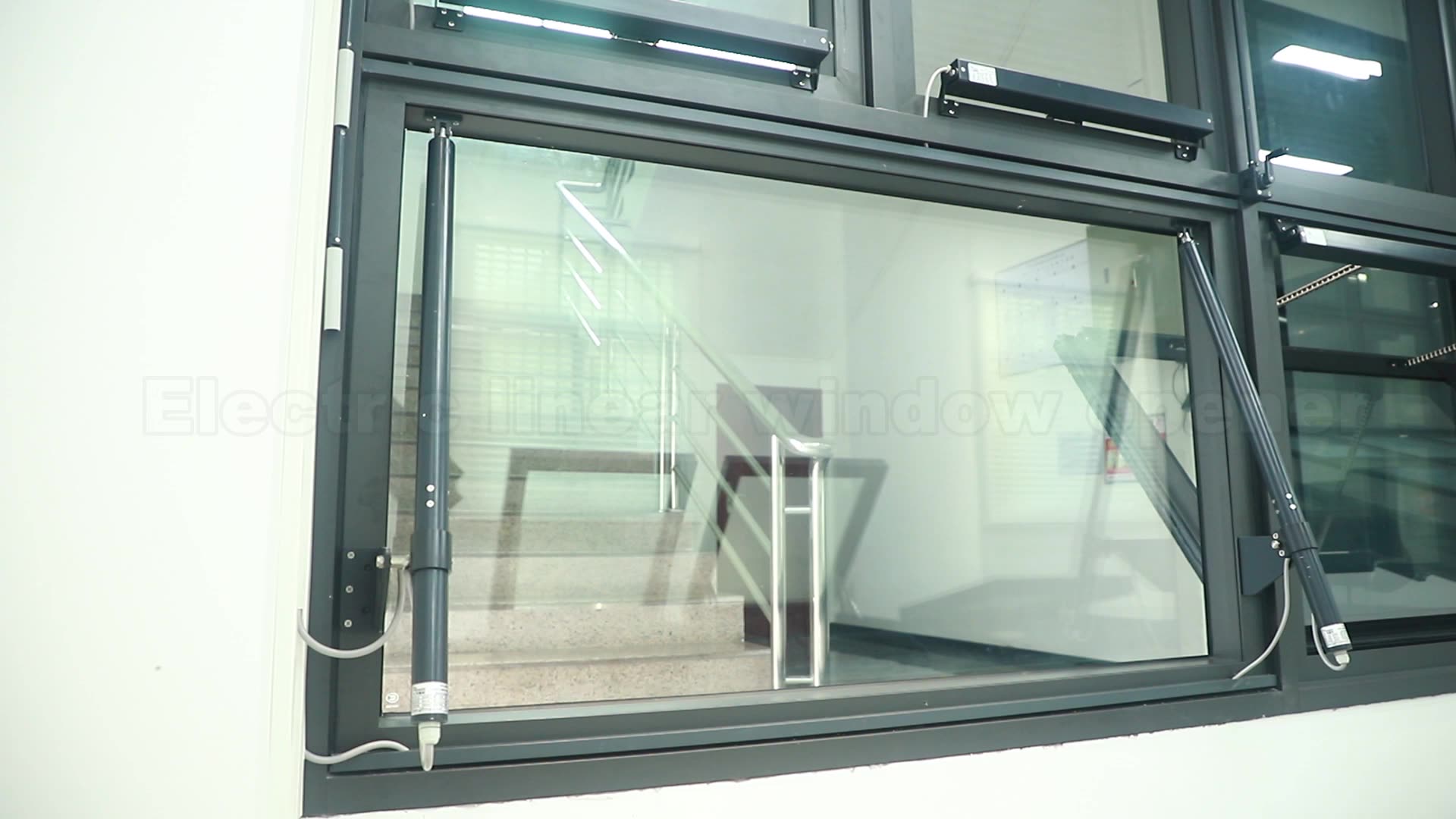 High Quality L36c Model Window Hold Open Hardware Electric Push Rod Electric Sash Window Opener