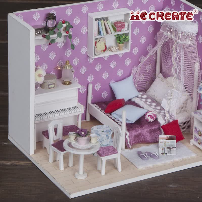custom dollhouse builders