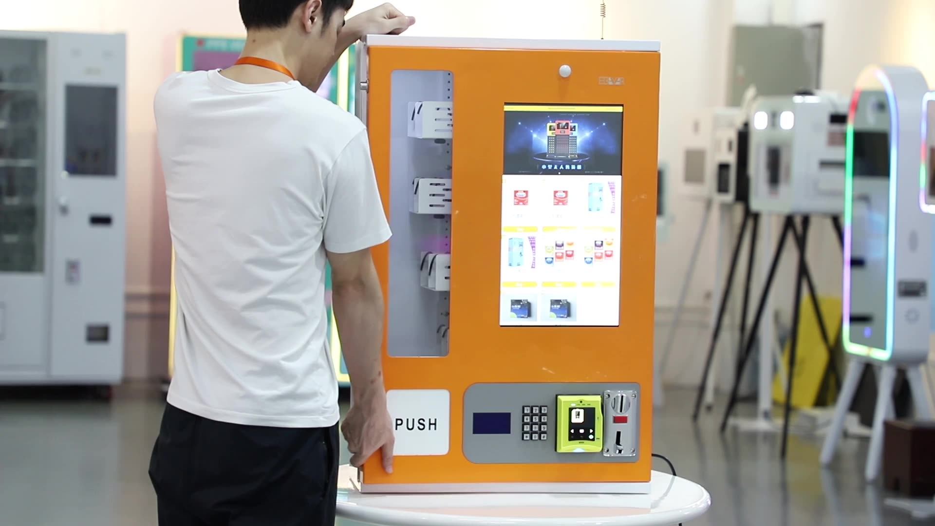 Wet Tissue Paper Machine In Toilet Lady Room Wall Hanging Fit Sanitary