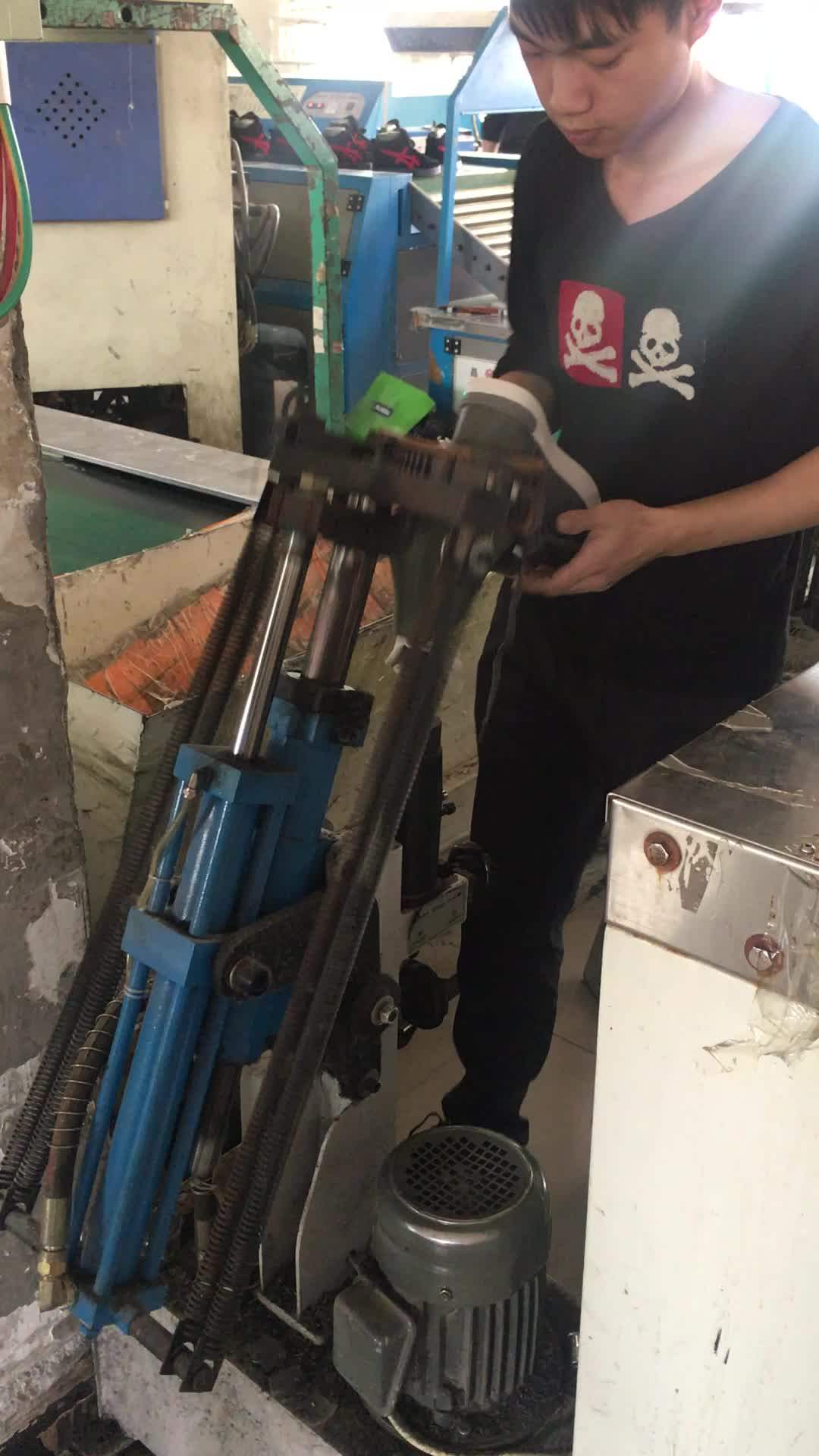 clearance running shoes