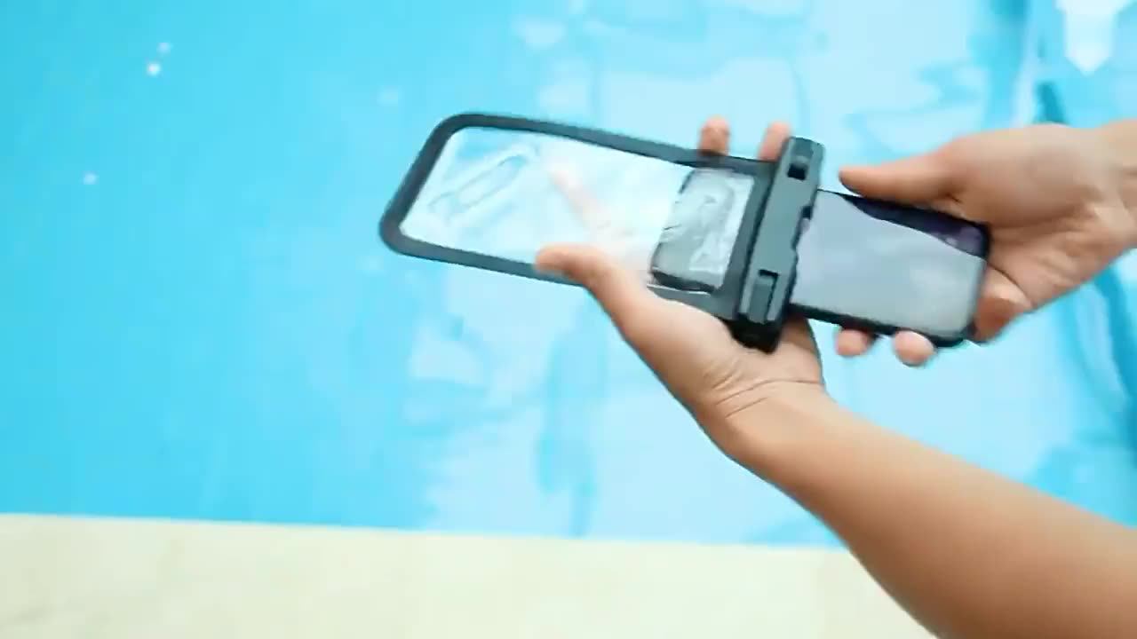 New Design Mobile Phone Accessories Beach/swimming Pool Waterproof Cell