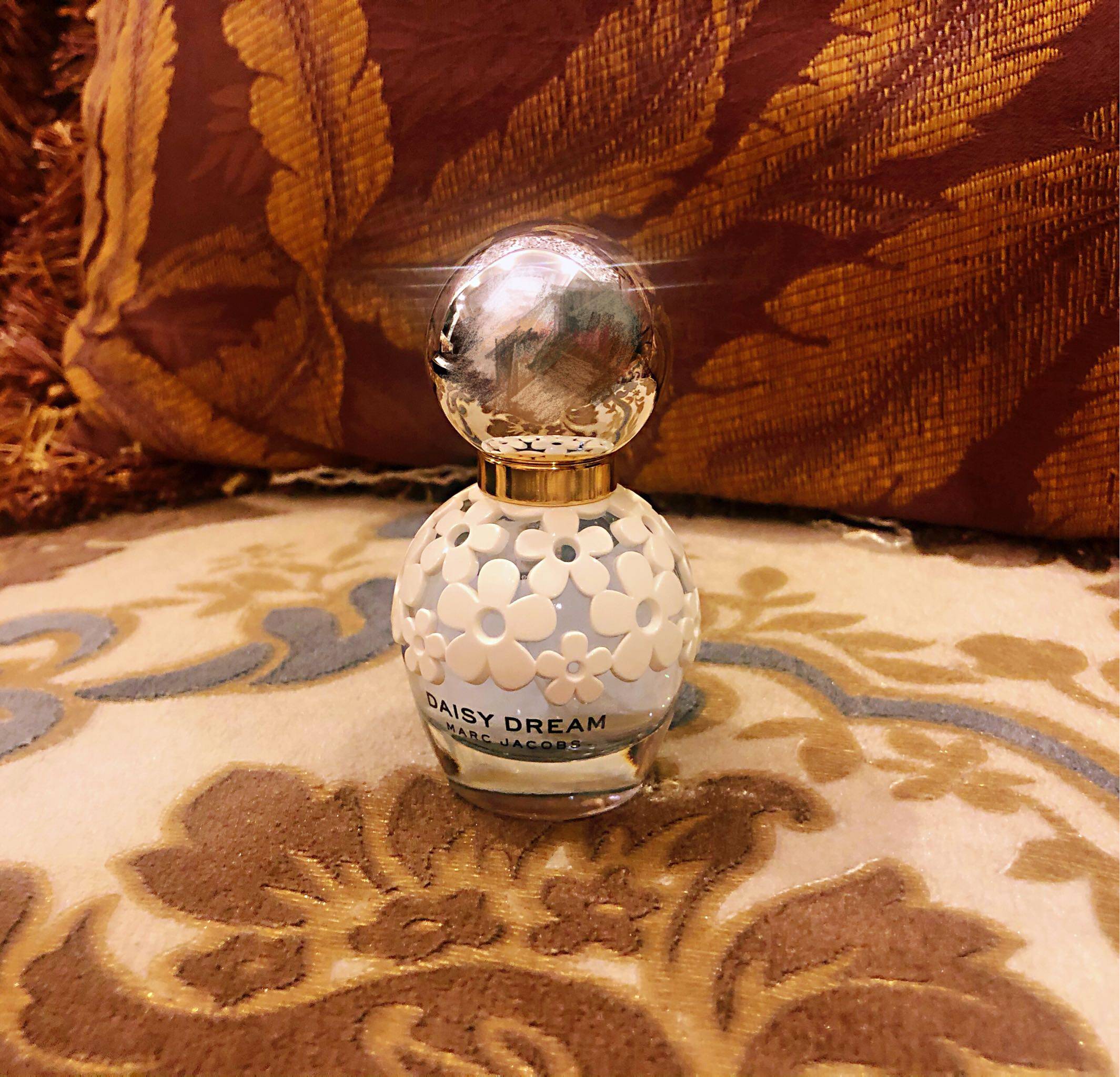 莫杰雏菊梦境淡香氛30ml质量怎么样好不好用，一个月使用感受_搜券