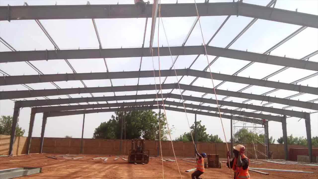 Prefabricated Steel Warehouse / / Hangar / Hall Steel