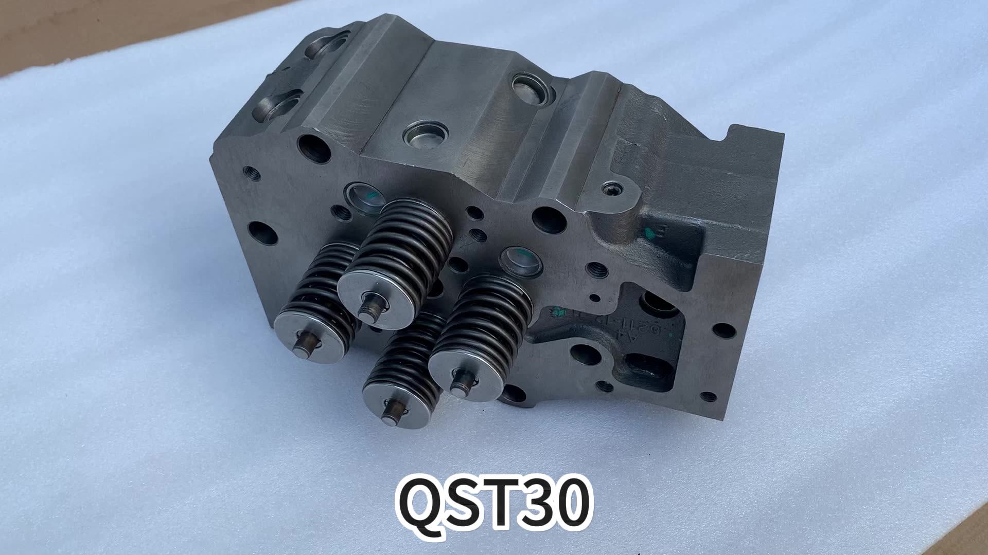 Diesel Engine Parts Engine Cylinder Head QST30 3092216 4068673