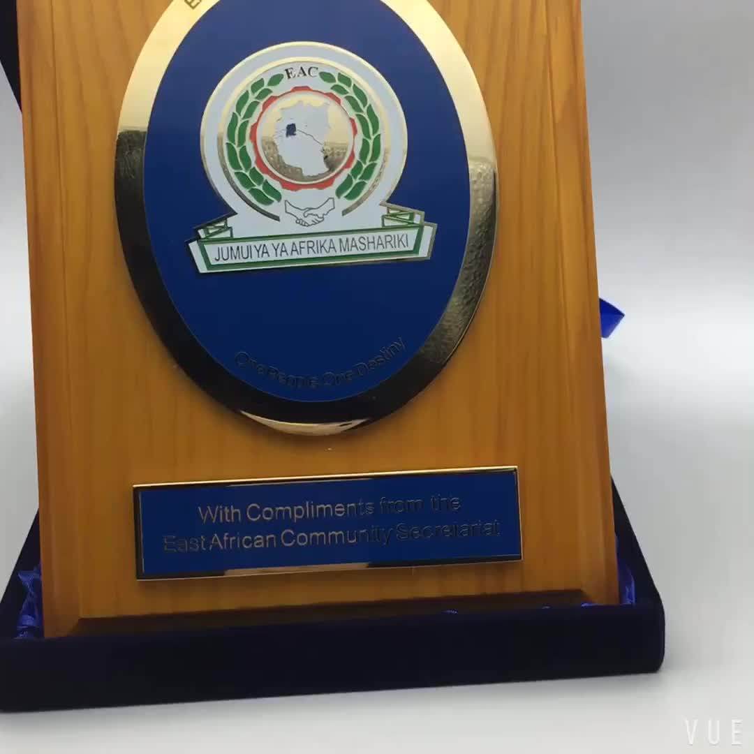Wholesale High Quality Award Plaque Small Wooden Award Base Trophy Base Plaques With Custom
