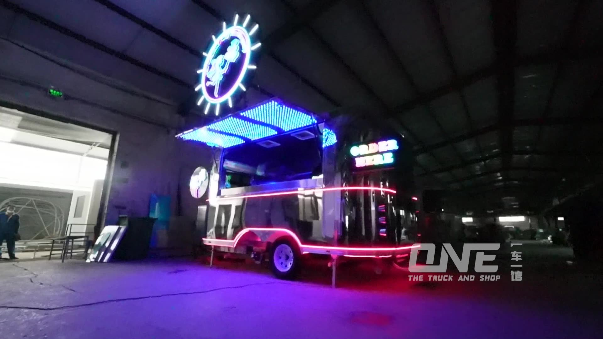 Commercial Stainless Steel Food Trolley Food Truck With Full Kitchen