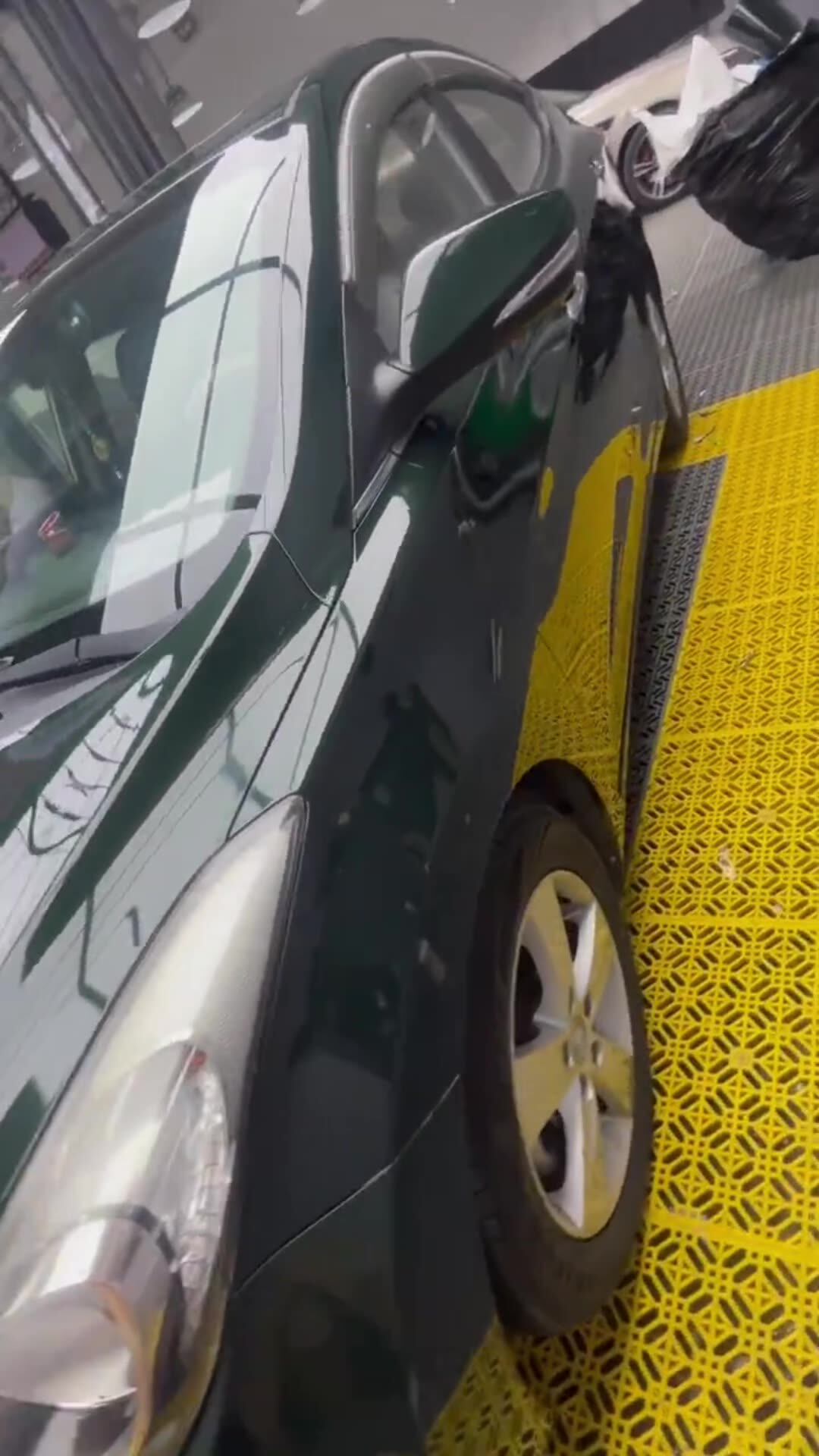 1.52x18m 5x59ft Vinyl Wrap Supplies Glossy Crystal Dark Emerald Green