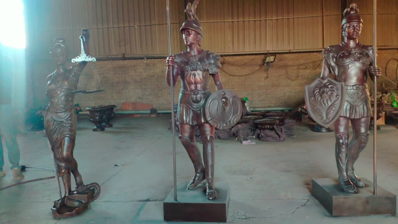 Brass Antique Lady Statue Floor Lamp Manufacturer Style Bronze Luxury