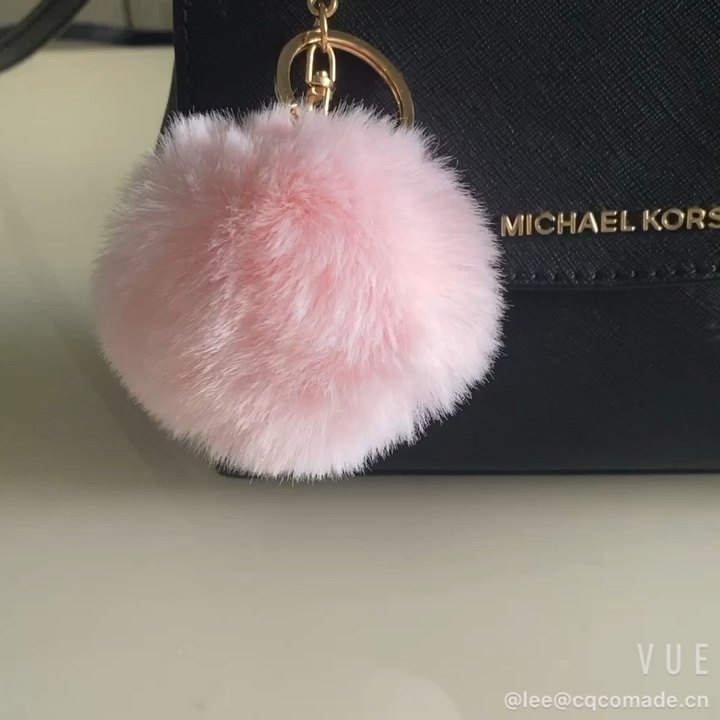 Hot Selling Puffball Keychains Pom Pom Fur Ball Keychain Colorful