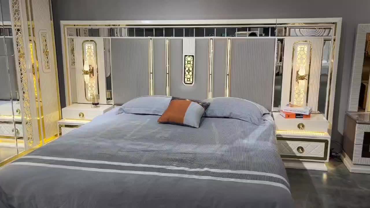 Modern Design Elegant King Size Fancy Bedroom Furniture Set High End High Glossy Luxury Royal