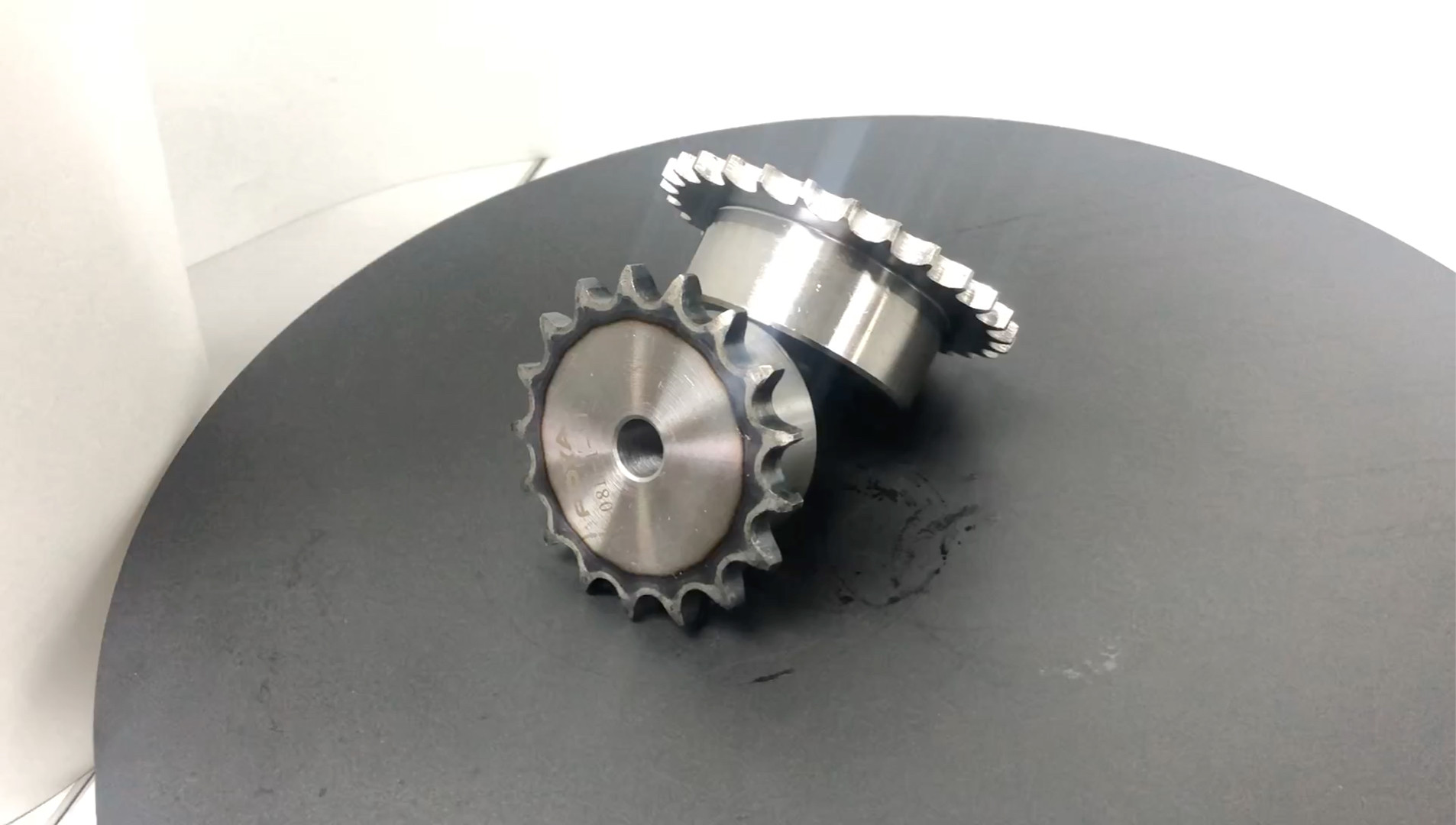 China Steel Double Roller Chain And Sprocket Wheel Set For Mini